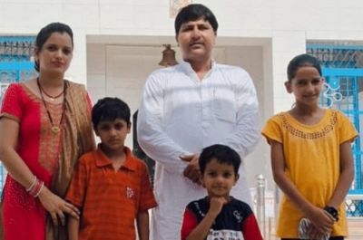 बीजेपी नेता ने पत्नी और तीन बच्चों को मारी गोली, घटना में 3 की मौत, इस वजह से पूरे परिवार को उतार दिया मौत के घाट बीजेपी नेता ने पत्नी और तीन बच्चों को मारी गोली, घटना में 3 की मौत, इस वजह से पूरे परिवार को उतार दिया मौत के घाट