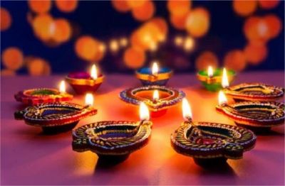 Diwali 2025: कब मनाई जाएगी दिवाली 20 या 21 अक्टूबर? जानिए लक्ष्मी पूजा का सही मुहूर्त Diwali 2025: कब मनाई जाएगी दिवाली 20 या 21 अक्टूबर? जानिए लक्ष्मी पूजा का सही मुहूर्त