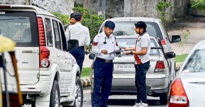 ट्रैफिक चालान नियमों में बड़े बदलाव, लोक अदालत जाने से पहले भरना होगा 50% जुर्माना