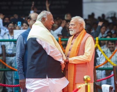 पीएम मोदी ने मल्लिकार्जुन खड़गे को जन्मदिन पर दी बधाई